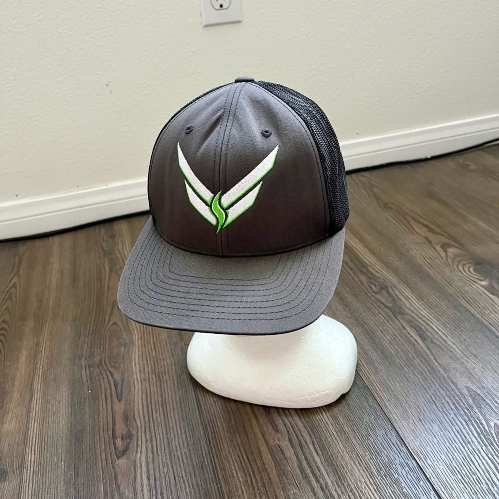 The Classic Dark Gray and Black Men's Hat